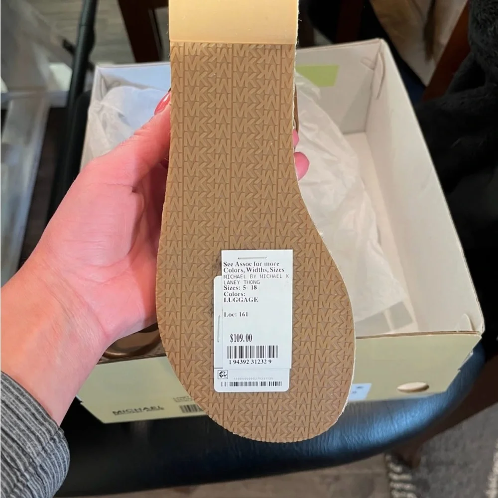 Michael Kors Brown Wedge Sandals Brand New With Tags - Picture 3 of 3